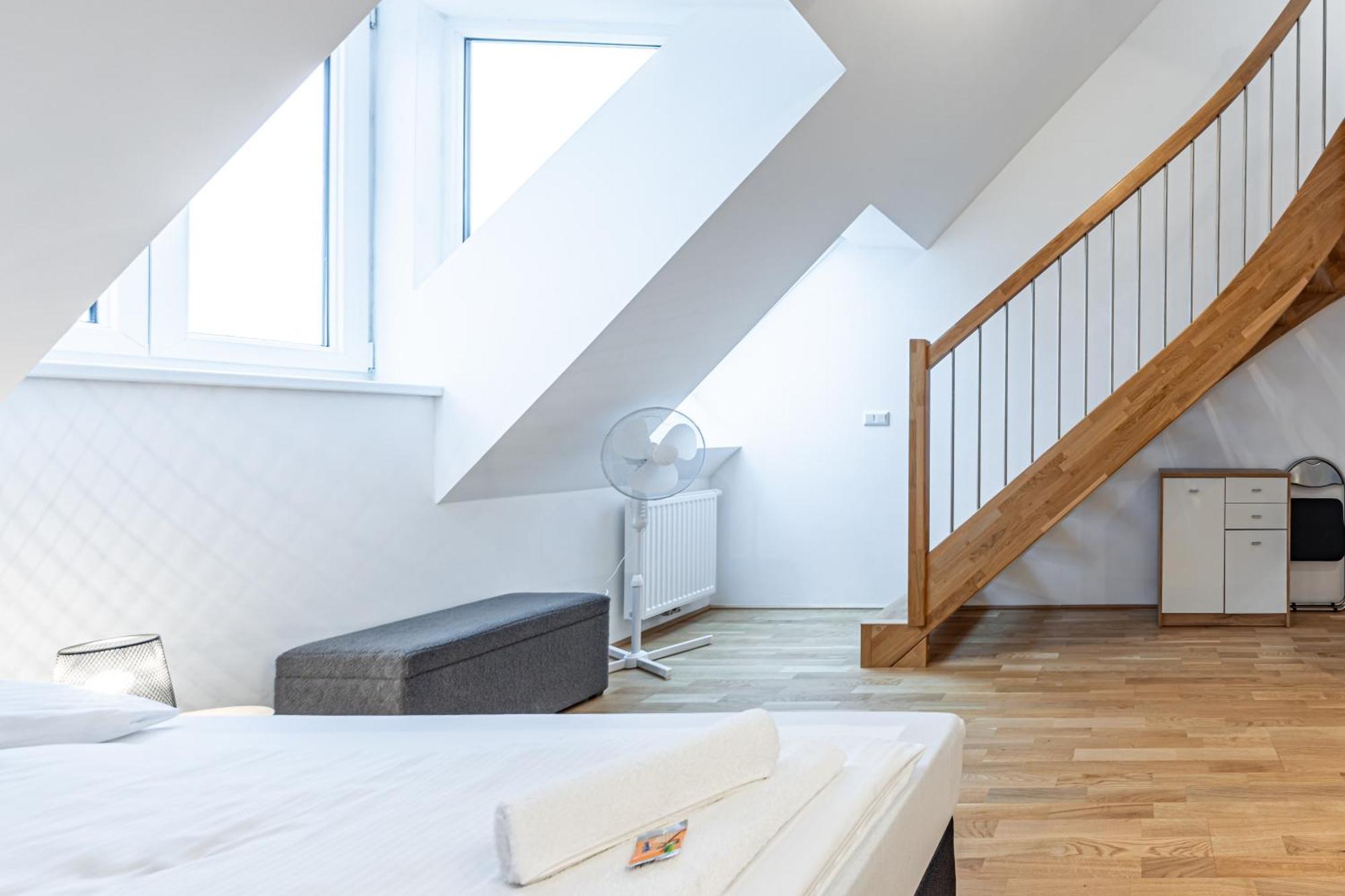 Penthouse Suites By Jr City Apartments Wenen Buitenkant foto