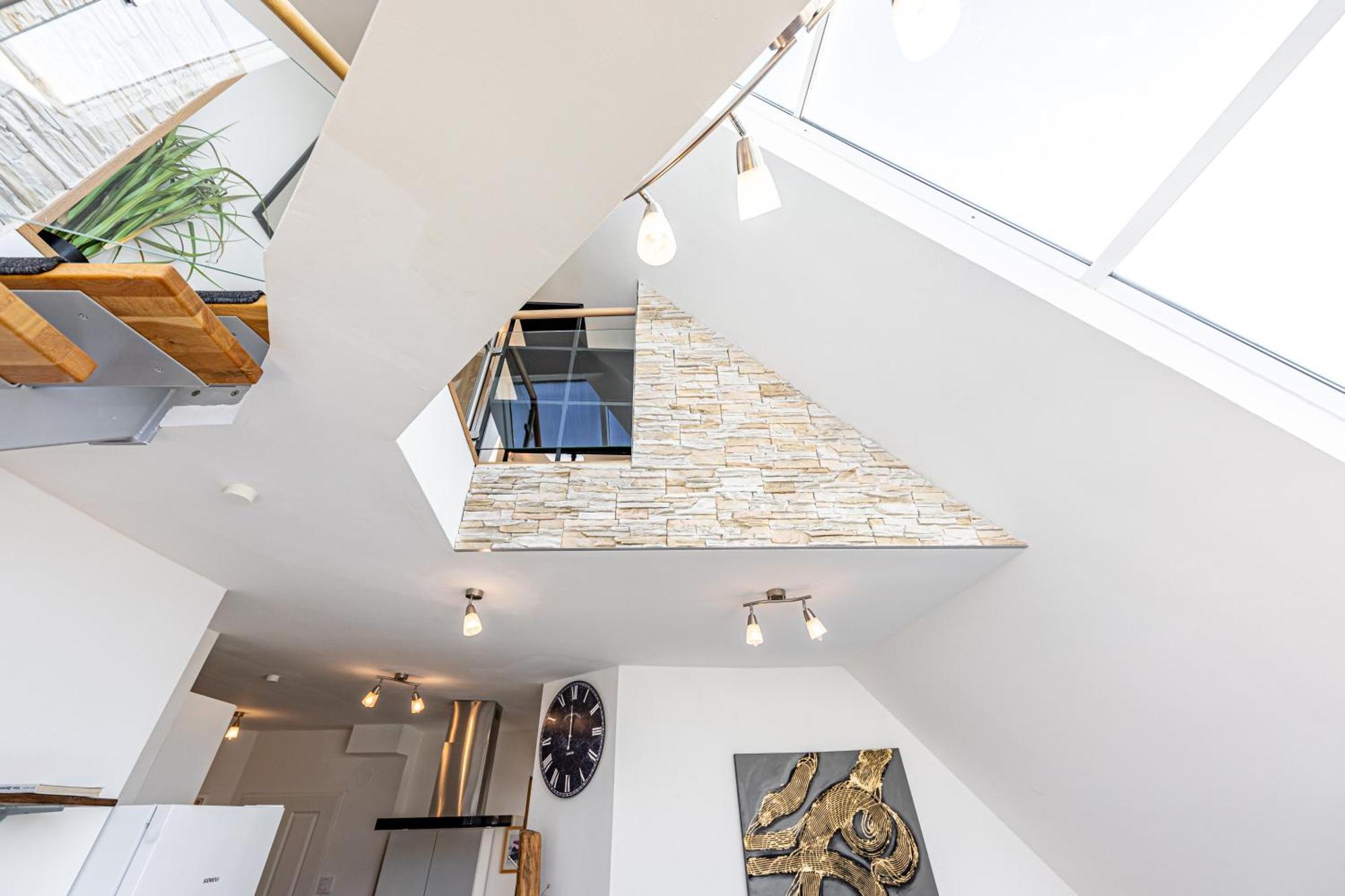 Penthouse Suites By Jr City Apartments Wenen Kamer foto