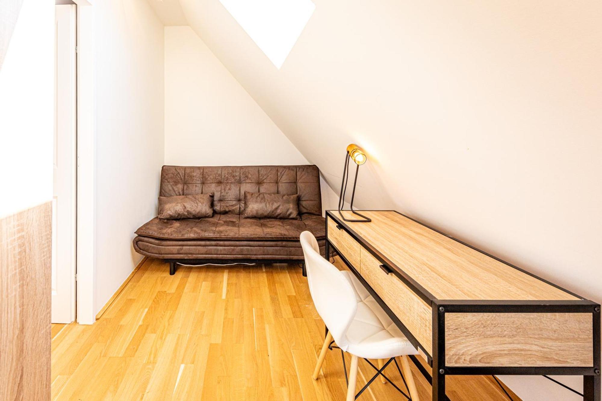 Penthouse Suites By Jr City Apartments Wenen Kamer foto