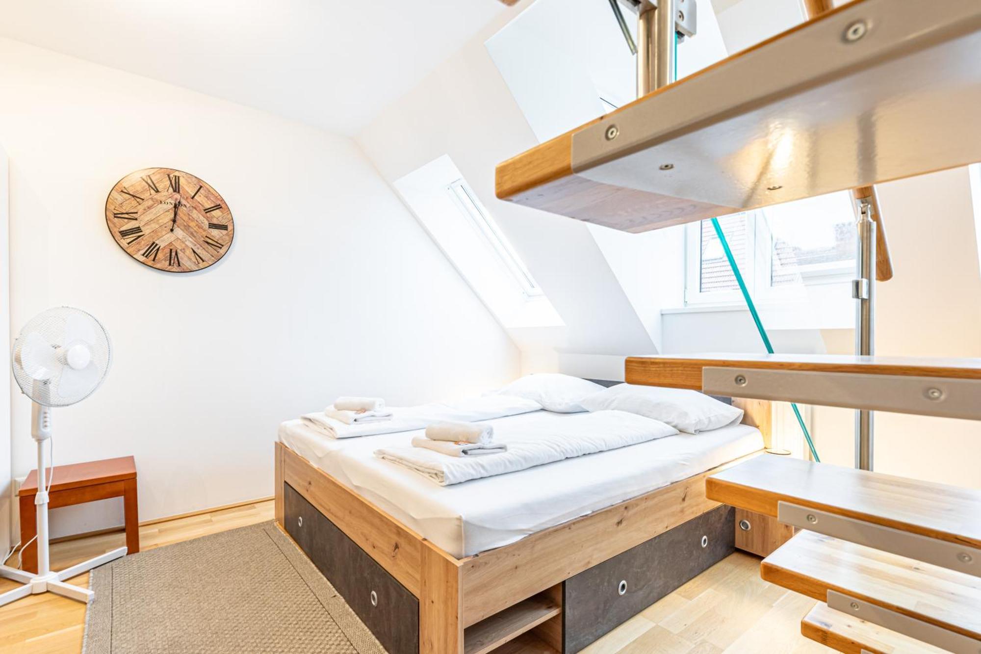 Penthouse Suites By Jr City Apartments Wenen Kamer foto
