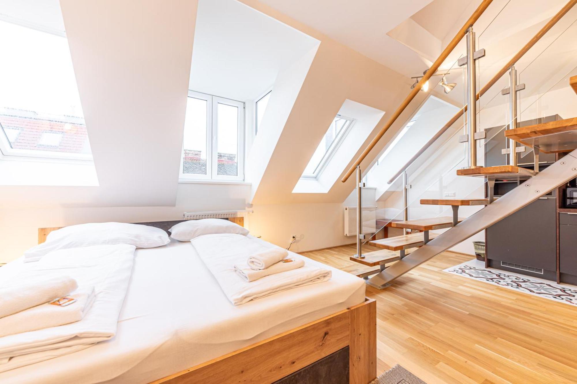 Penthouse Suites By Jr City Apartments Wenen Kamer foto